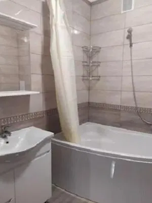 아파트 Par Apartman *